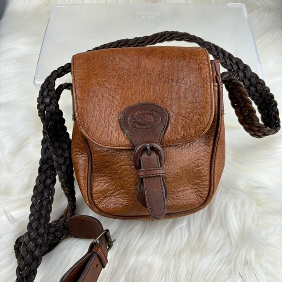FOSSIL VINTAGE CROSSBODY BAG - Picture 1 of 10